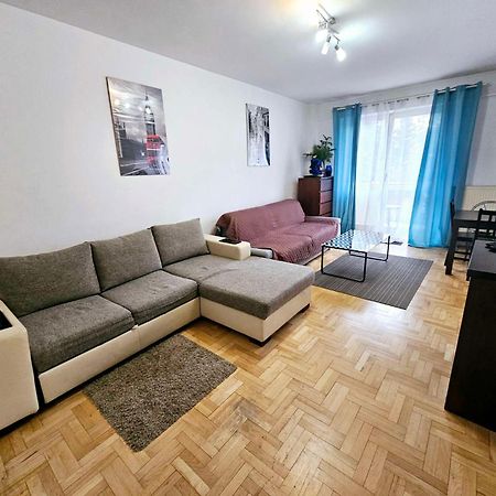 Green Kabaty Apartment 2 ワルシャワ エクステリア 写真