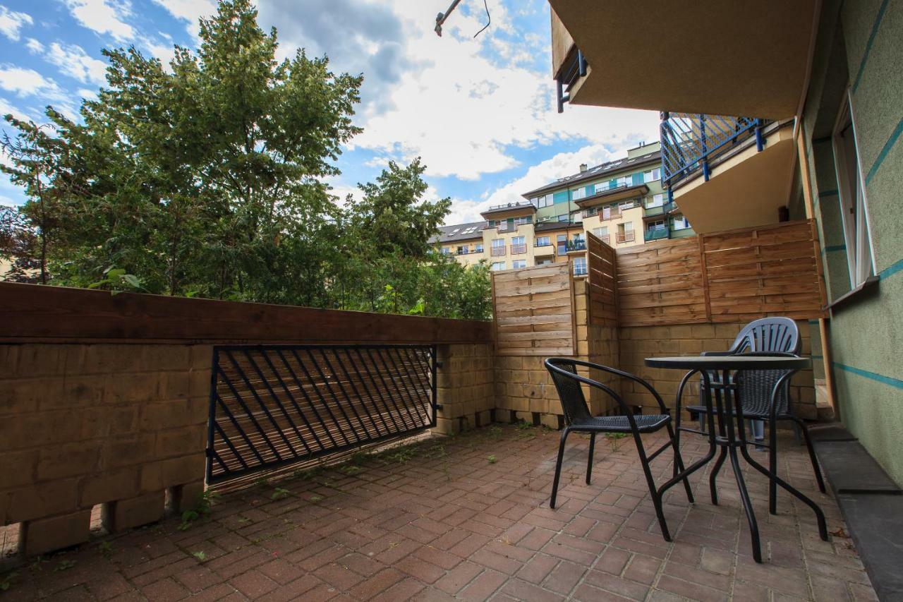 Green Kabaty Apartment 2 ワルシャワ 部屋 写真